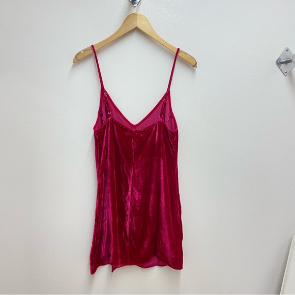 Reformation Lyza Rhubarb Velvet Silk Blend Spaghetti Strap Mini Dress size S - Picture 3 of 5